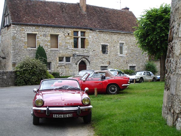 Amicale Spitfire - Balade de Sully sur Loire  Yvre le Chatel